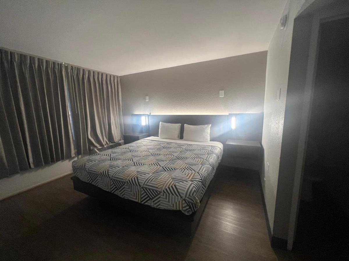 Motel 6 Glendale Phoenix Exterior photo