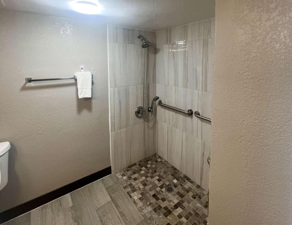 Motel 6 Glendale Phoenix Exterior photo