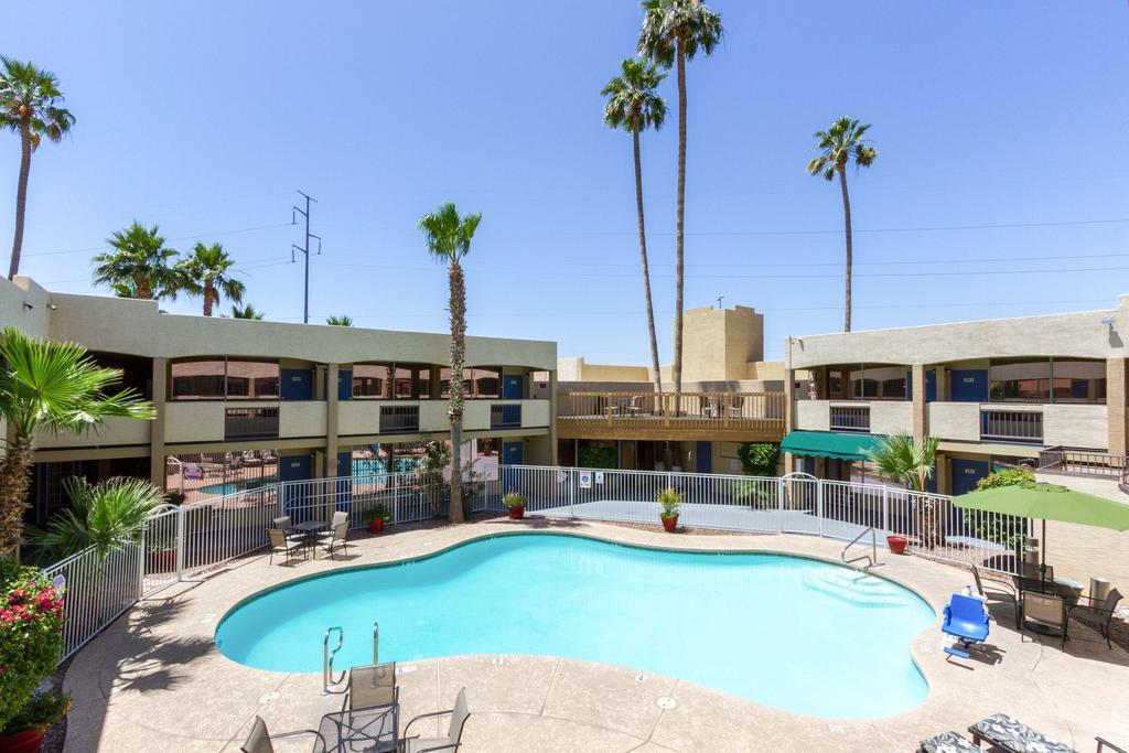 Motel 6 Glendale Phoenix Exterior photo